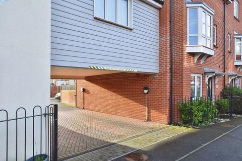 Flat 2, 184 Castle Street, Salisbury, SP1 3UA