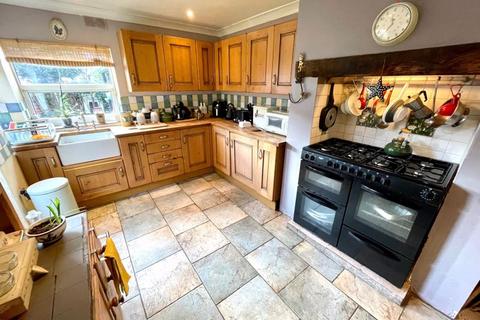 68 Beechley Road, Wrexham, LL13 7BA
