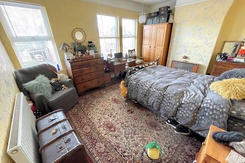 68 Beechley Road, Wrexham, LL13 7BA