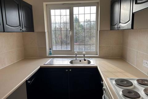 1 bedroom apartment to rent - Golden Cross Lane, Bromsgrove