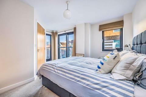 2 bedroom apartment for sale, Seagers Court, Old Portsmouth