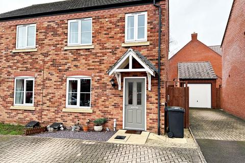 3 bedroom semi-detached house for sale, Desjardins Way, Pershore