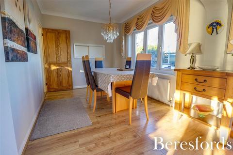 4 Applegate, Brentwood, CM14 5PL