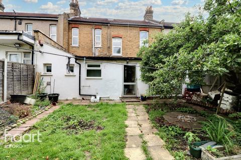 7 bedroom terraced house for sale, Kensington Gardens, Ilford