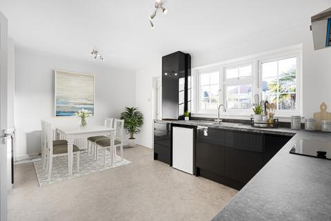 56 Grenville Road, New Addington, Croydon, CR0 0NY