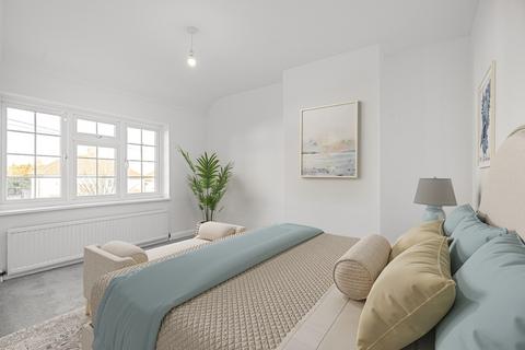 56 Grenville Road, New Addington, Croydon, CR0 0NY