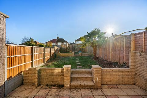 56 Grenville Road, New Addington, Croydon, CR0 0NY