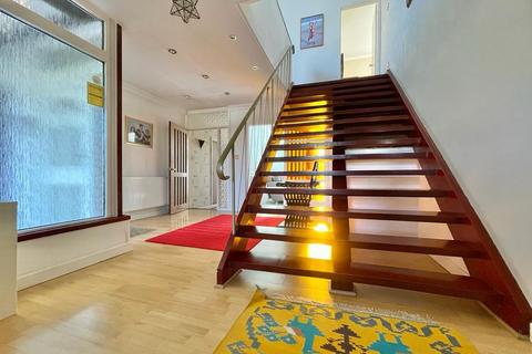 36 Bird End, West Bromwich, B71 3EA