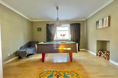 36 Bird End, West Bromwich, B71 3EA