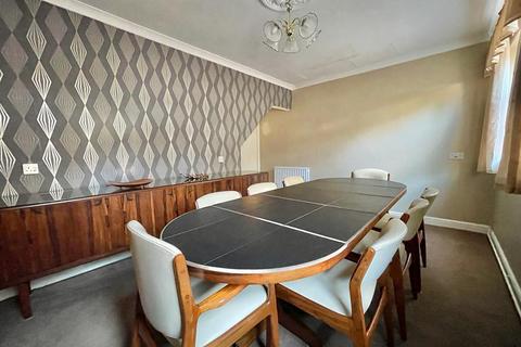 36 Bird End, West Bromwich, B71 3EA
