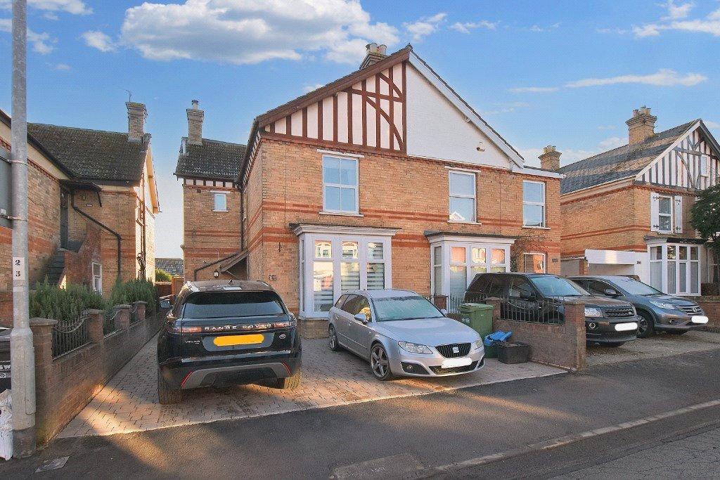 Greenway Road, Taunton, TA2 3 bed semidetached house £425,000