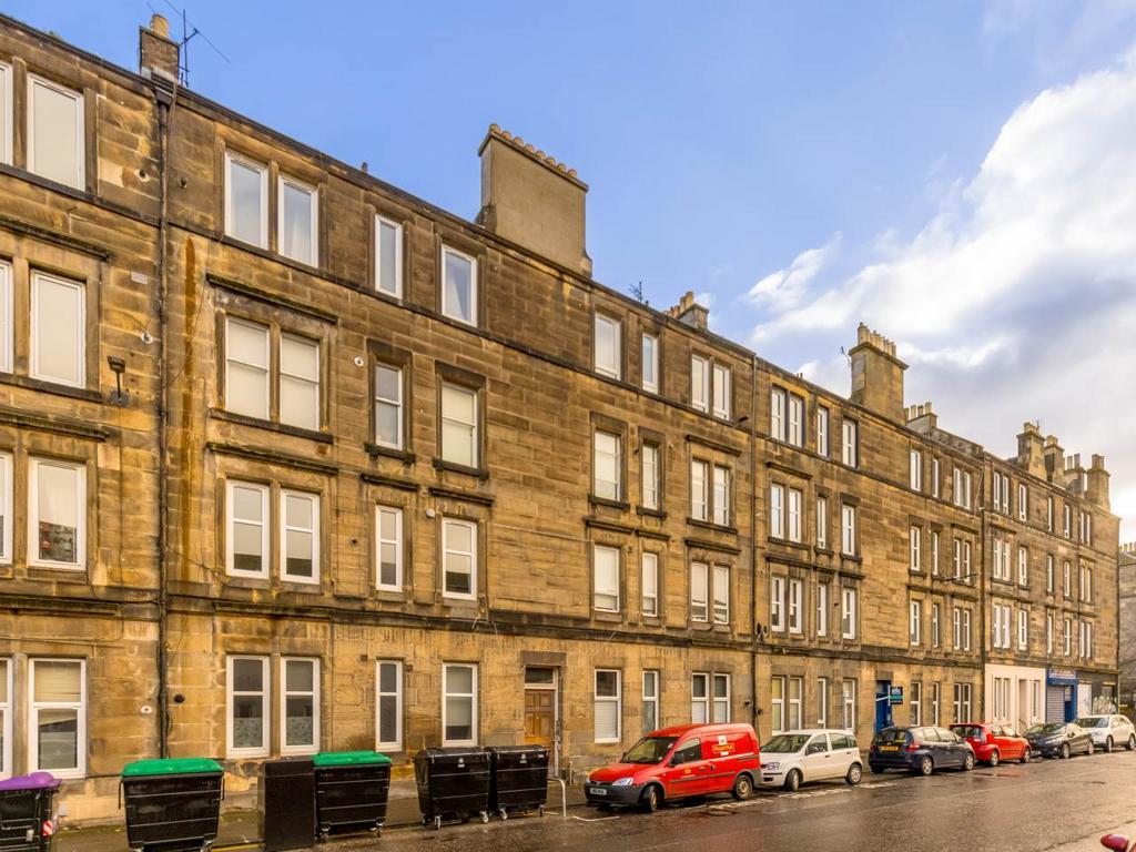 Elgin Terrace, Hillside, Edinburgh 1 bed flat £1,050 pcm (£242 pw)
