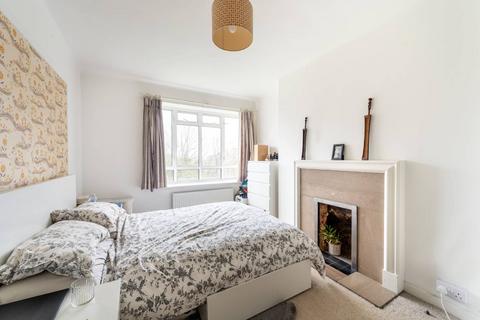 2 bedroom flat for sale, Mapesbury Road, Mapesbury Estate, London, NW2
