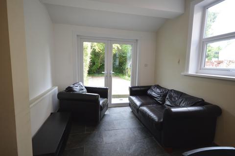 5 bedroom terraced house to rent, Gelligaer Street, Heath