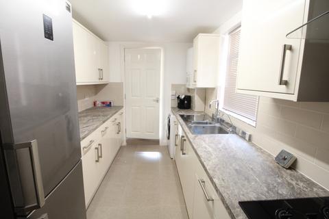1 bedroom in a house share to rent, Room in shared House - Malvern Road - LU1 1LQ