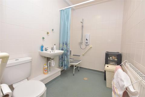 49 Richmond Mount, Headingley, Leeds, LS6 1DF