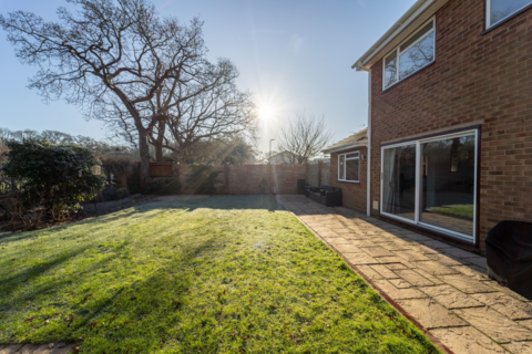 4 bedroom detached house for sale, Colbourne Close, Christchurch BH23