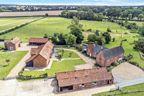 12 bedroom equestrian property for sale - Mettingham, Bungay, Suffolk, NR35