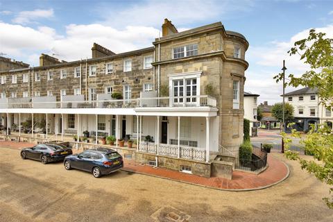 4 bedroom end of terrace house for sale, Calverley Park Crescent, Tunbridge Wells, Kent, TN1