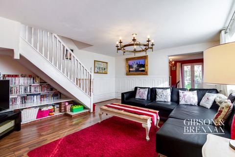 3 bedroom semi-detached house for sale, Langford Grove, Basildon, SS13