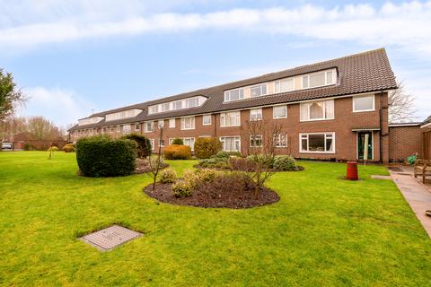 1 bedroom flat for sale, Ockbrook Court, Williamson Street, Lincoln, Lincolnshire, LN1 3EP