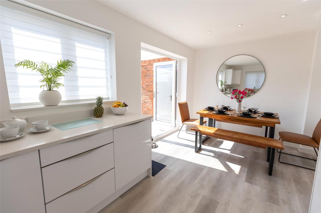 Kitchen/Dining Room
