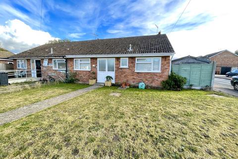 2 bedroom semi-detached bungalow for sale, Broadfields Close, Gislingham, Eye, IP23