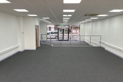 Leisure facility to rent - Queens Road, Brighton BN1