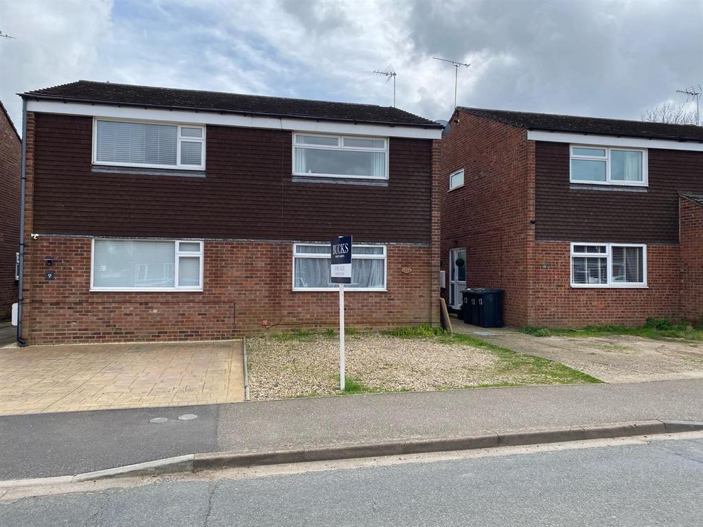 Road, Stowmarket IP14 3 bed semidetached house for sale £