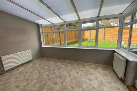 3 bedroom semi-detached house for sale, Steggall Close, Ipswich IP6
