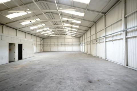 Warehouse to rent, Unit , Cliffside Industrial Estate, Askew Farm Lane, Grays