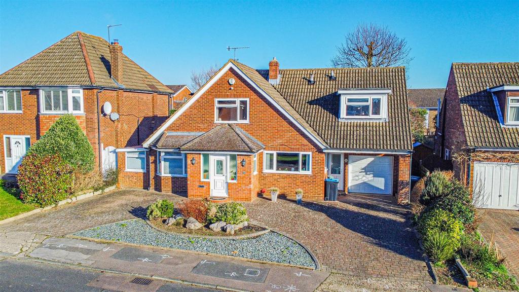 St. Anthonys Avenue, Hemel Hempstead... 4 bed detached house for sale