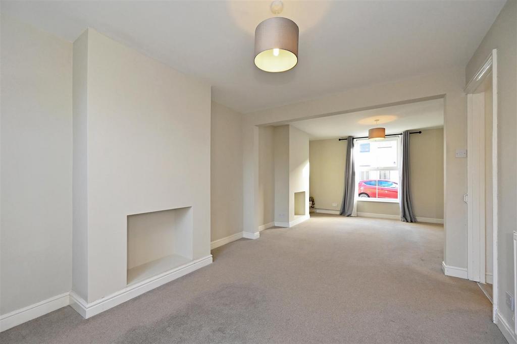 Sitting/Dining Room