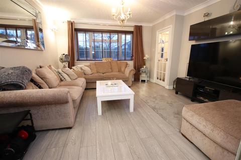 3 Sinclair Road, Bradford, BD2 1QF