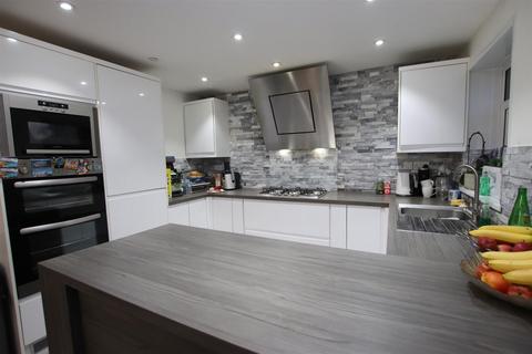 3 Sinclair Road, Bradford, BD2 1QF