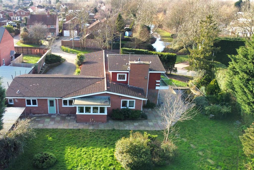 Ruobrah House, North End, Farndon, Newark 4 bed detached house for sale