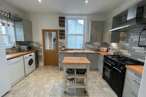 2 bedroom end of terrace house for sale, Raspberry Place, Sutton-in-Craven