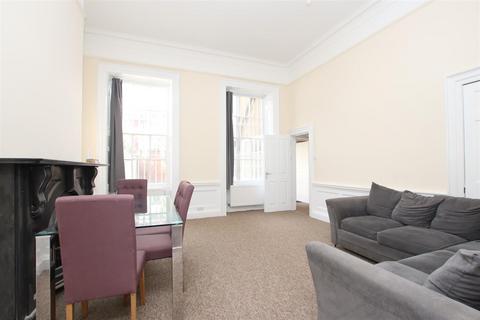 3 bedroom flat to rent, 8 Brunswick Square, Bristol BS2