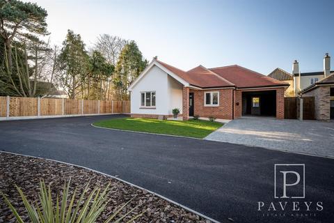 2 bedroom detached bungalow for sale, Turpins Lane, Kirby Cross, Frinton-on-Sea