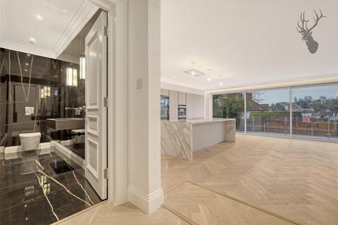 51 High Road, Loughton, IG10 4JE