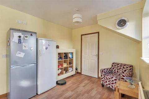 15 Caerhowel Meadows, Caerhowel, Montgomery, SY15 6JF