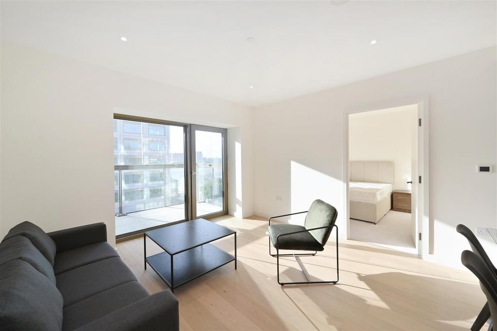 Abram Building, Royal Wharf 2 bed apartment to rent £2,800 pcm (£646 pw)