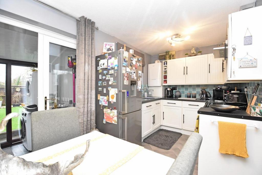 River Drive, Cullompton 2 bed end of terrace house for sale £227,500