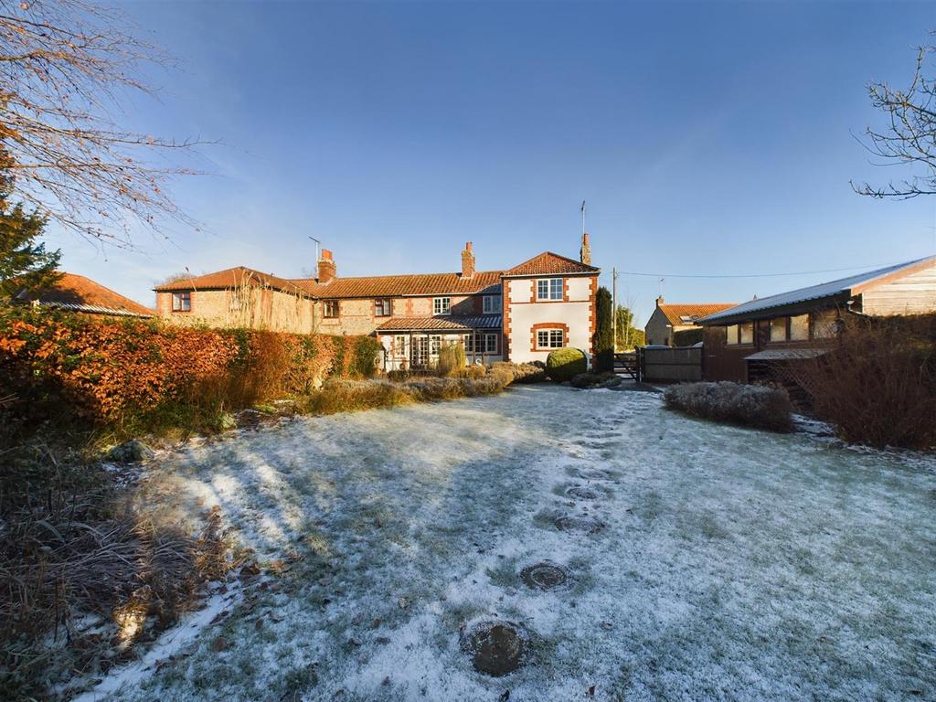 The Green, Edingthorpe, North Walsham 3 bed cottage for sale £425,000