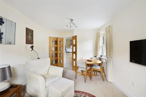 1 bedroom apartment for sale, Cartwright Court, 2 Victoria Road, Malvern, WR14 2GE