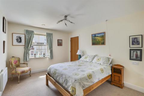 1 bedroom apartment for sale, Cartwright Court, 2 Victoria Road, Malvern, WR14 2GE