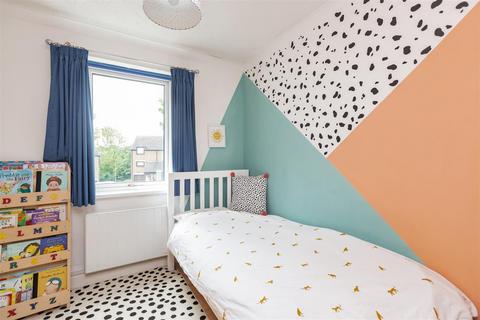 146 Bazes Shaw, New Ash Green, Longfield, DA3 8QZ