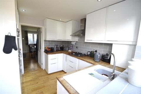 49 Clemence Road, Dagenham, RM10 9YQ