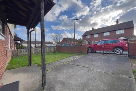 3 bedroom semi-detached house for sale, Beeston Square, Barnsley