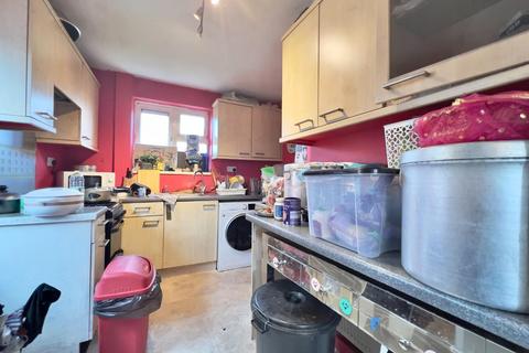 91 Beeston Square, Barnsley, S71 3DW
